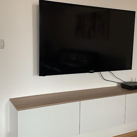 Bt Lux Apartment 2 Скопие Екстериор снимка
