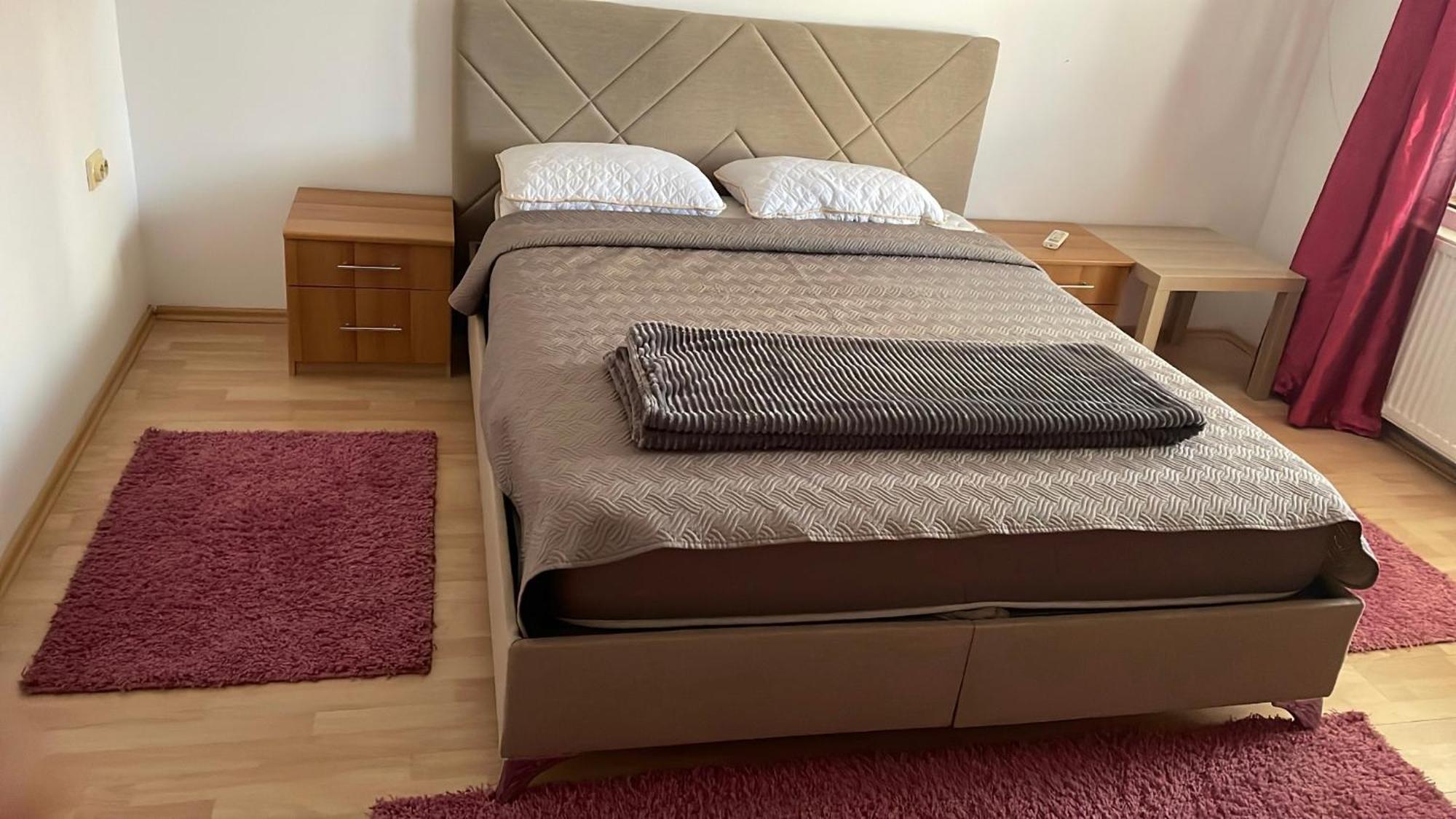 Bt Lux Apartment 2 Скопие Екстериор снимка