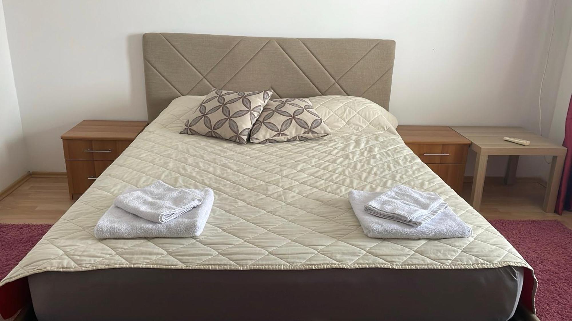 Bt Lux Apartment 2 Скопие Екстериор снимка